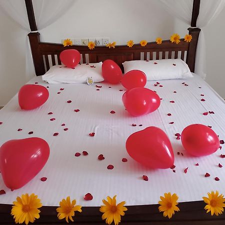 Lakma Sea View Otel Mirissa Dış mekan fotoğraf